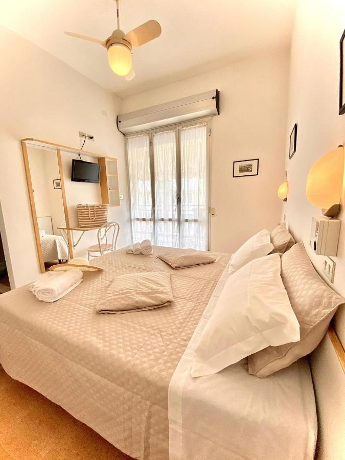 Albergo Sabrina Rimini Eksteriør billede