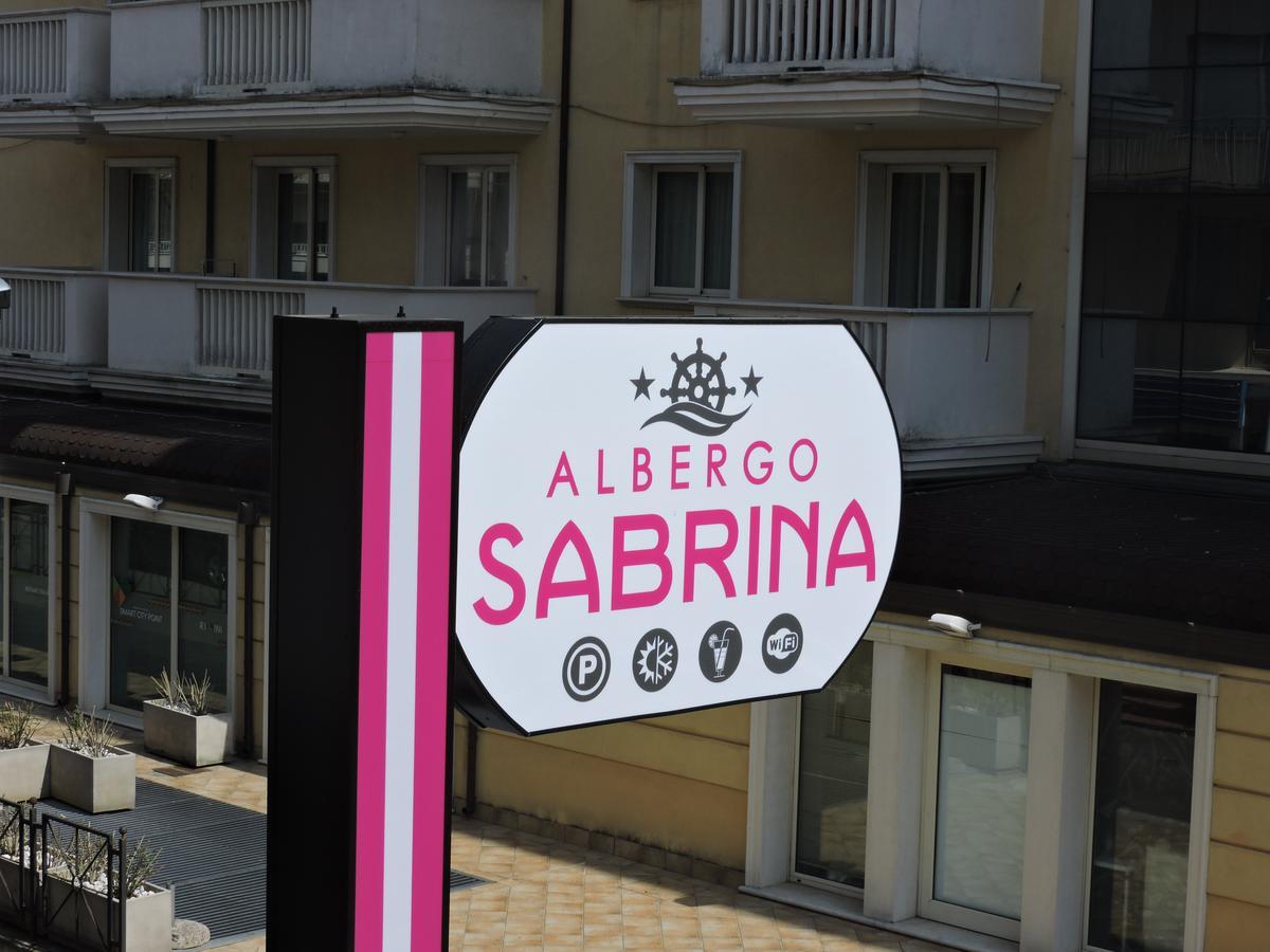 Albergo Sabrina Rimini Eksteriør billede
