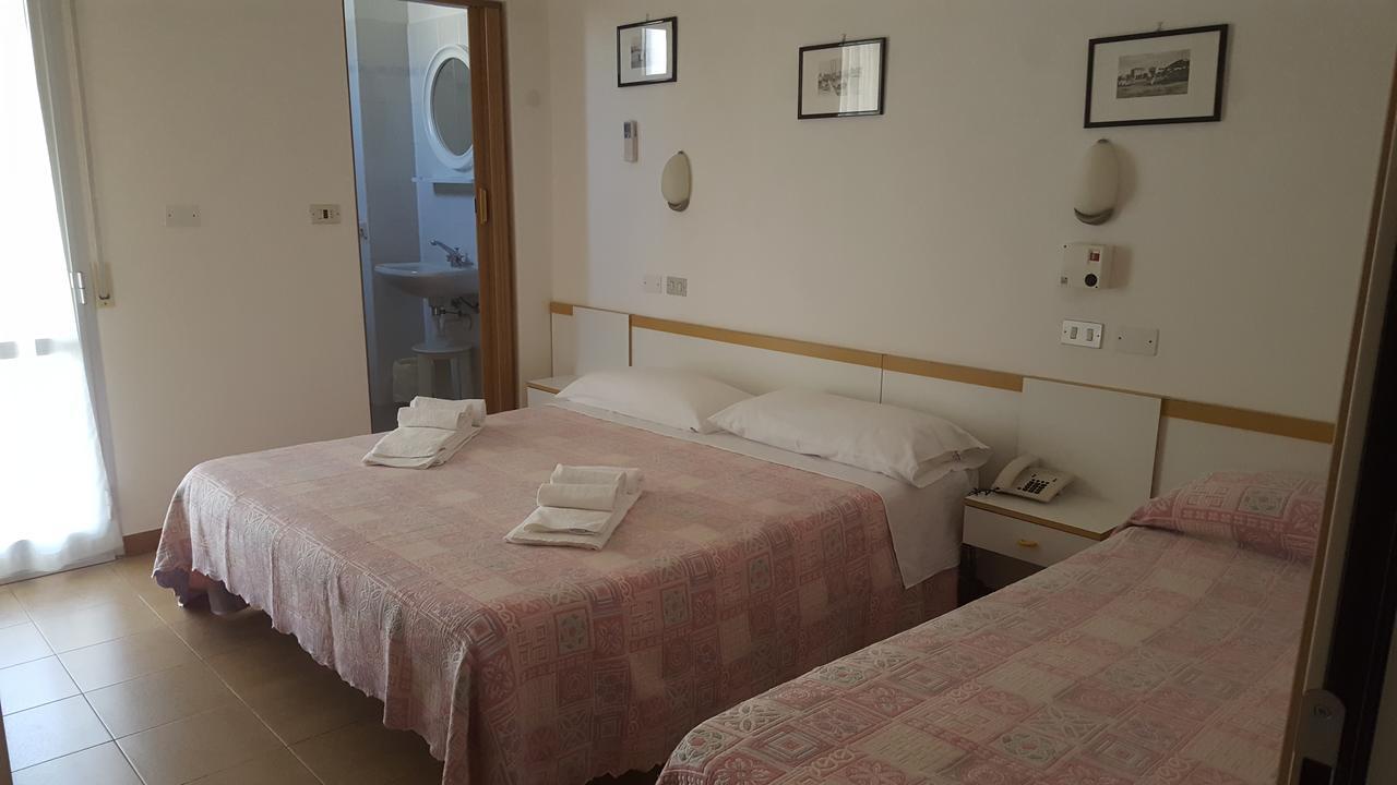Albergo Sabrina Rimini Eksteriør billede